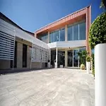 Jc Contemporary 4*