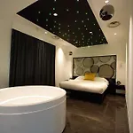 فندق Jc Contemporary 4*