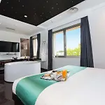 Jc Contemporary فندق 4*