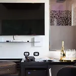 Jc Contemporary 4*
