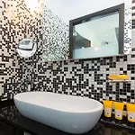 Jc Contemporary 4*