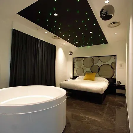 Hotel Jc Contemporary 4*