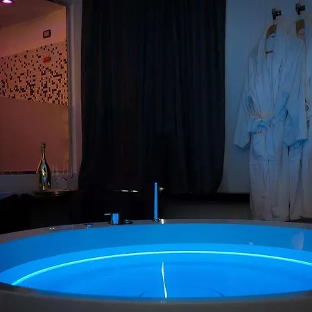 Jc Contemporary 4*