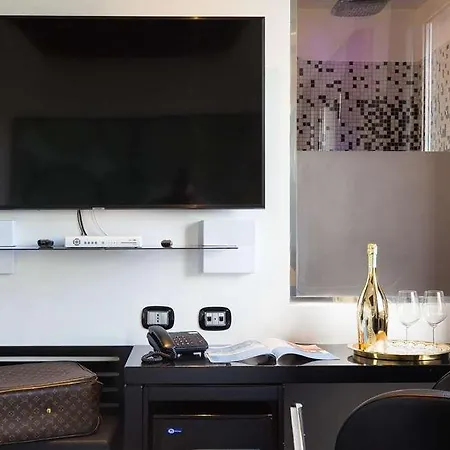 Jc Contemporary 4*