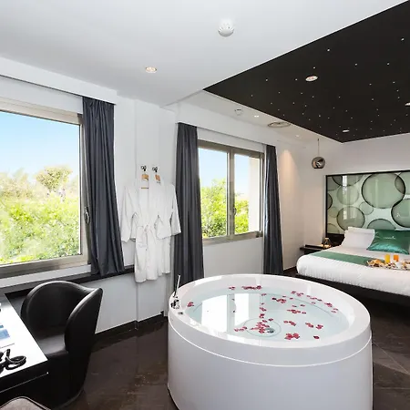 Jc Contemporary 4*