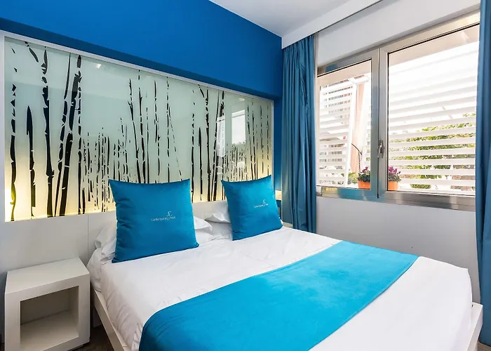 Jc Contemporary Hotell