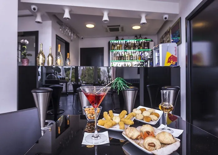 Hotell Jc Contemporary 4*